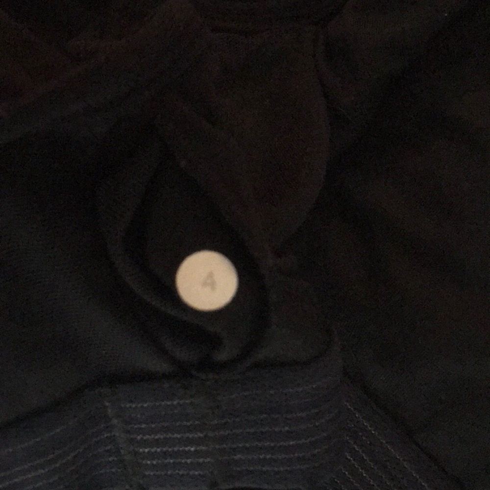 Lululemon Tank Top - Picture 5 of 5